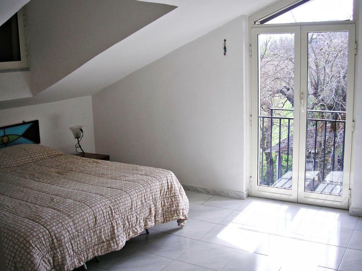 Appartamento Per 4 Persone Acerra Exterior foto
