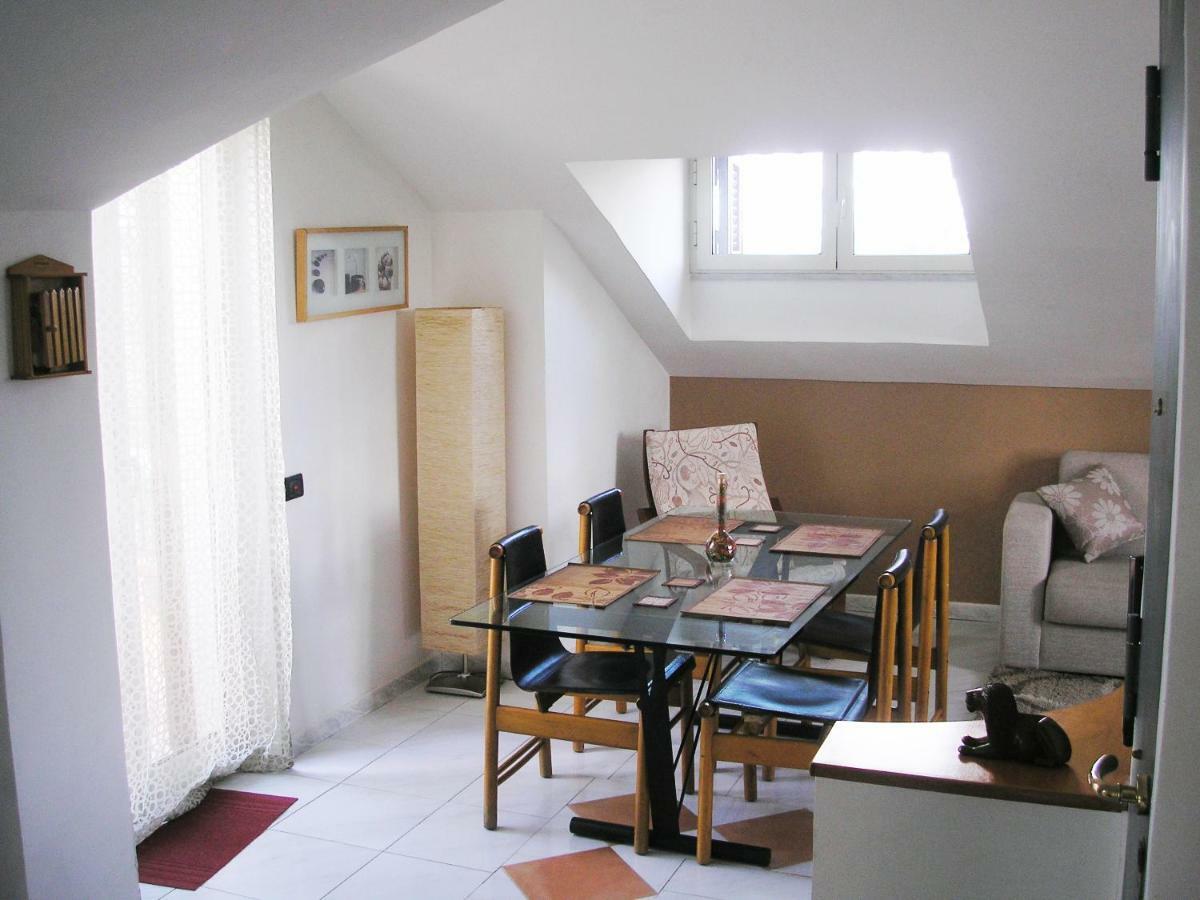 Appartamento Per 4 Persone Acerra Exterior foto